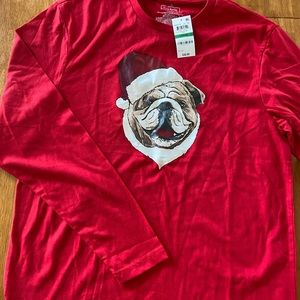 Long sleeves red T-shirt